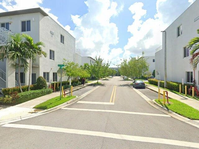 House image located at Miami, FL 33178