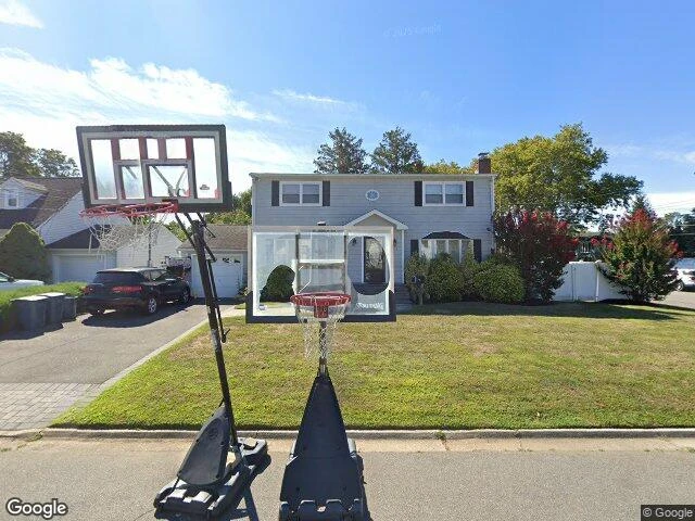 House image located at West Babylon, NY 11704