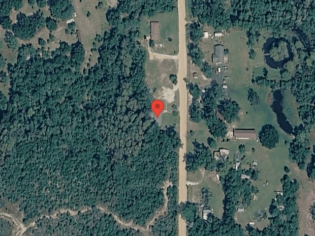 House image located at Cottondale, FL 32431