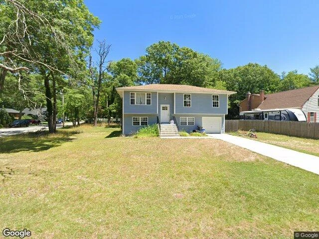 House image located at Shirley, NY 11967