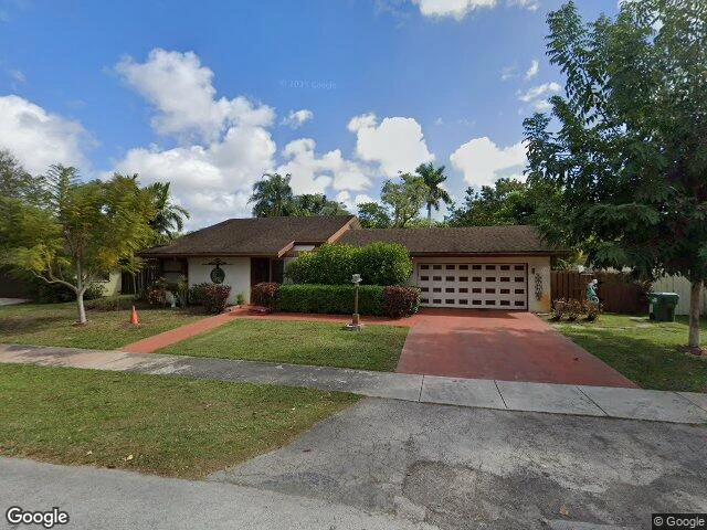 House image located at Miami, FL 33176