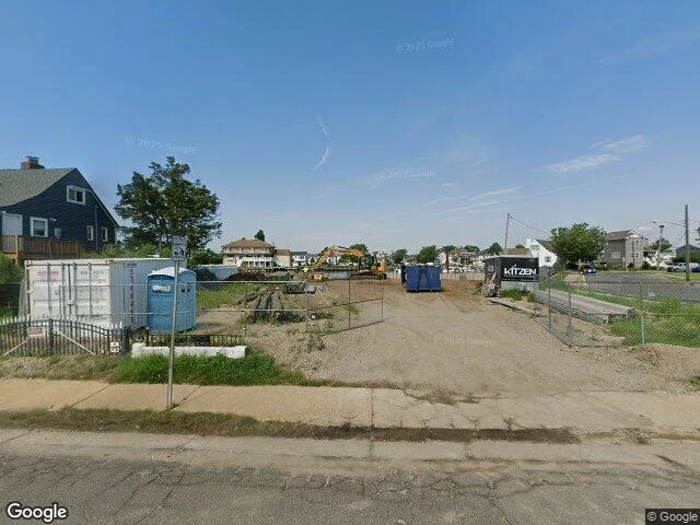 House image located at Freeport, NY 11520