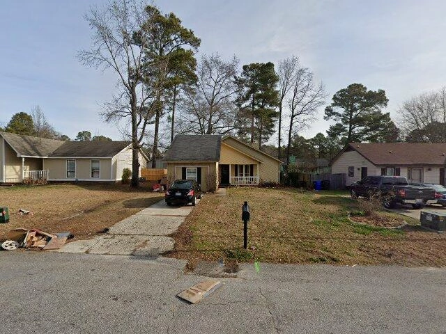 House image located at Spring Lake, NC 28390