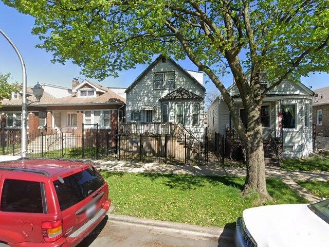 House image located at Chicago, IL 60639