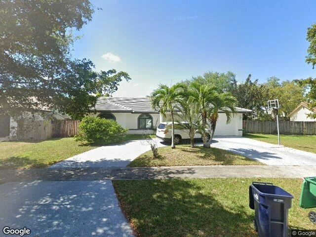 House image located at Miami, FL 33177