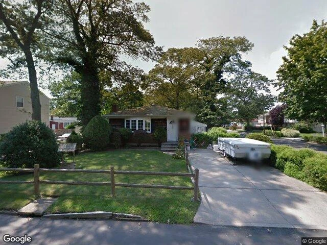House image located at Islip, NY 11751