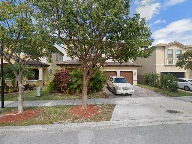 House image located at Miami, FL 33190