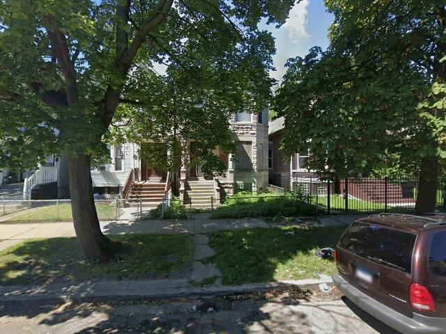 House image located at Chicago, IL 60621