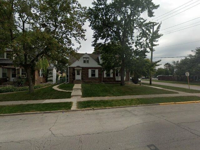 House image located at Lyons, IL 60534