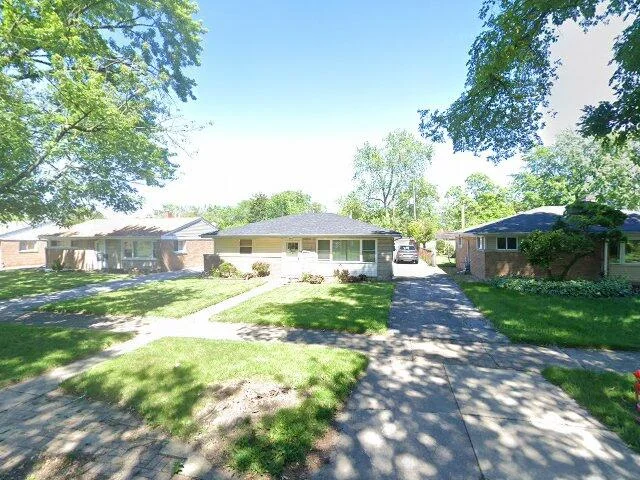 House image located at Lansing, IL 60438