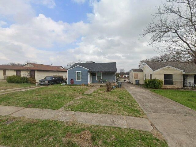 House image located at Dallas, TX 75216