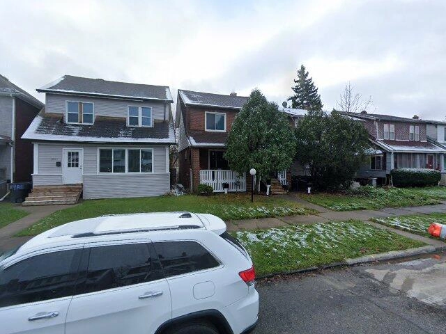 House image located at Detroit, MI 48206