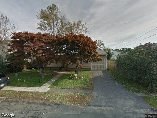 House image located at West Babylon, NY 11704