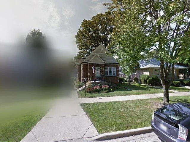 House image located at Riverside, IL 60546