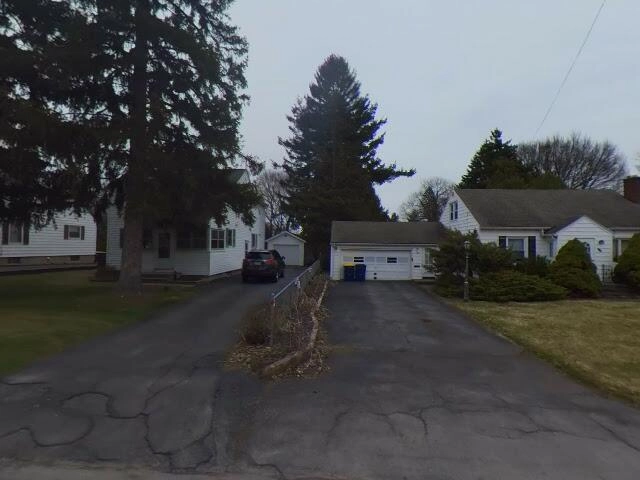 House image located at Syracuse, NY 13219