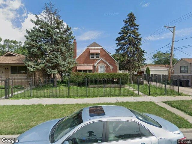 House image located at Chicago, IL 60628