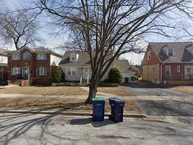House image located at Evergreen Park, IL 60805