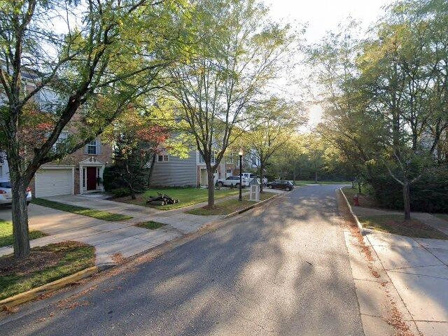 House image located at Chantilly, VA 20152