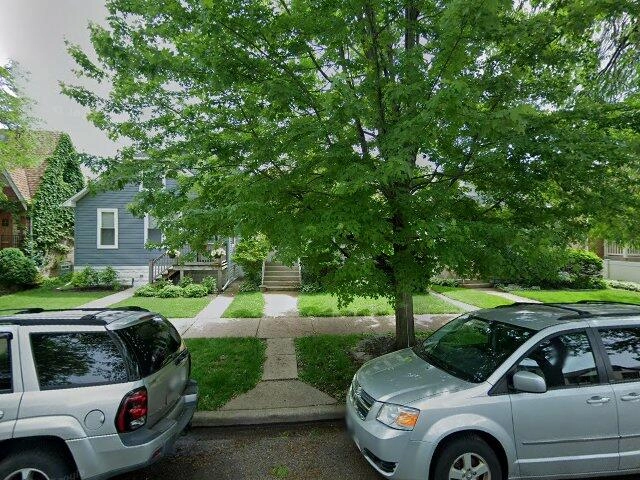 House image located at Chicago, IL 60646