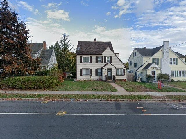 House image located at Manchester, CT 06040