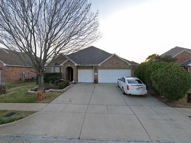 House image located at Arlington, TX 76002