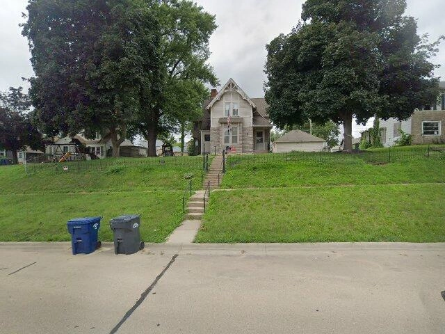 House image located at Clinton, IA 52732