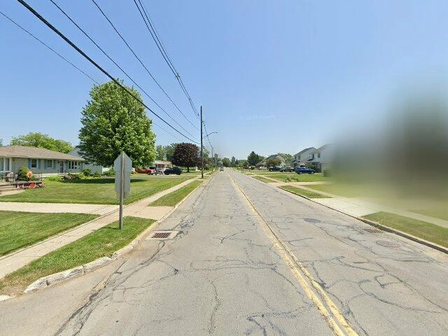 House image located at Roseville, MI 48066