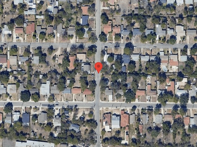 House image located at Alvin, TX 77511