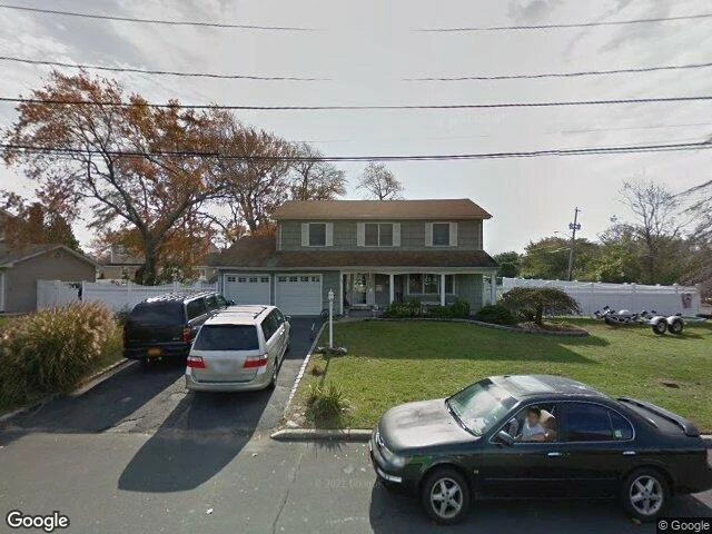 House image located at West Babylon, NY 11704