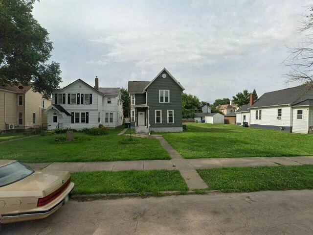 House image located at Clinton, IA 52732