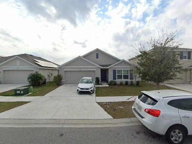 House image located at Ruskin, FL 33570