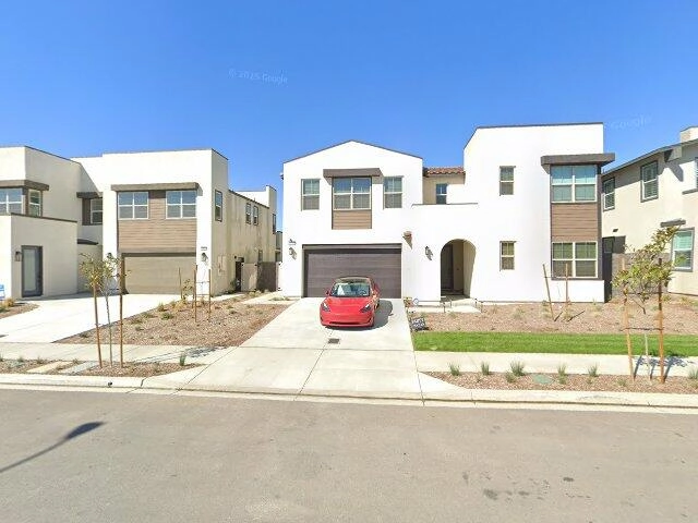 House image located at Fontana, CA 92336