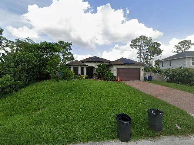 House image located at Fort Myers, FL 33967