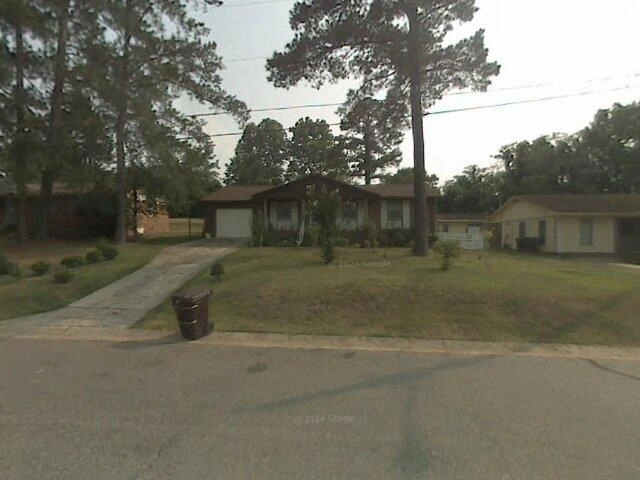 House image located at Fayetteville, NC 28301