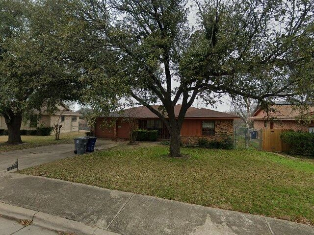 House image located at Dallas, TX 75241