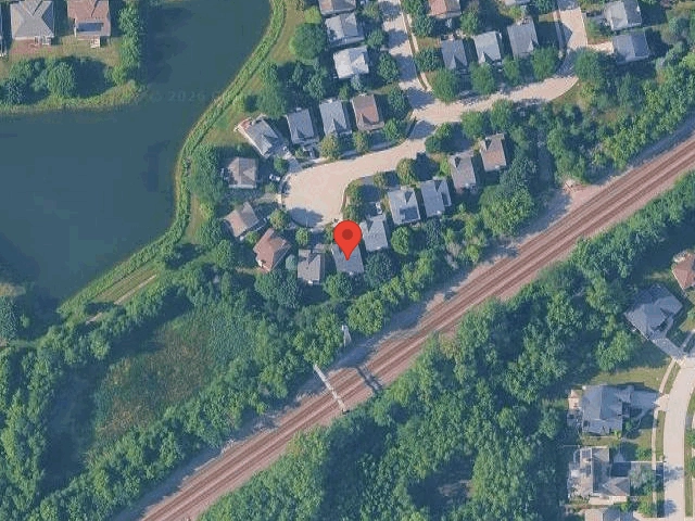 House image located at Lisle, IL 60532