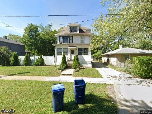 House image located at Waukegan, IL 60085