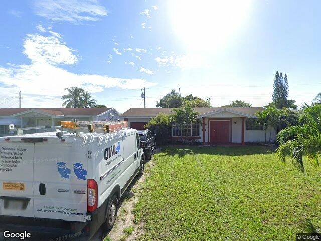 House image located at Hollywood, FL 33023