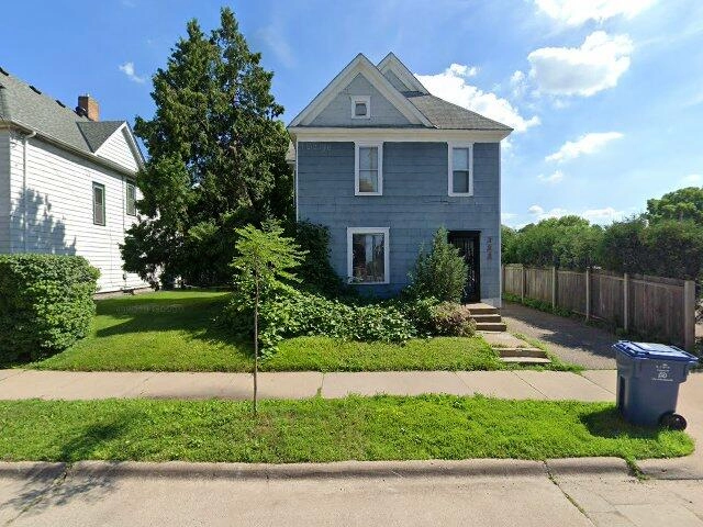 House image located at Minneapolis, MN 55413