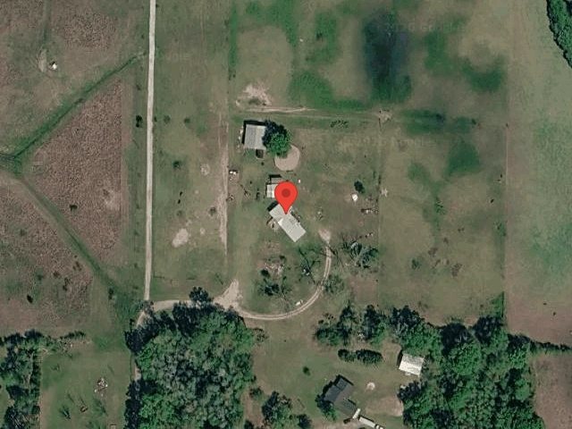 House image located at Chipley, FL 32428