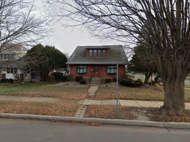 House image located at Mount Clemens, MI 48043