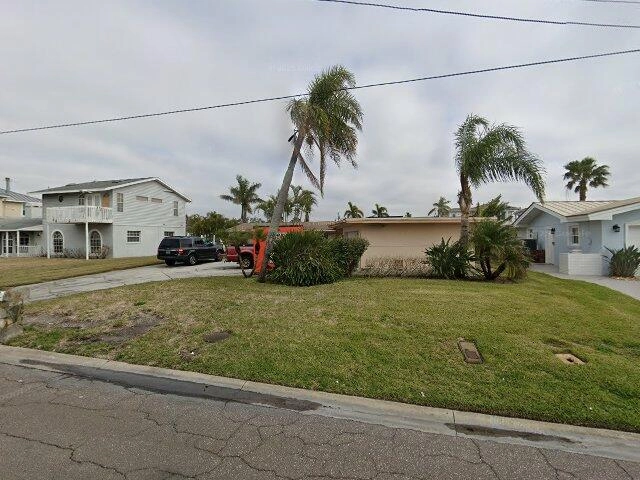 House image located at Dunedin, FL 34698