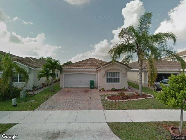 House image located at Hollywood, FL 33024