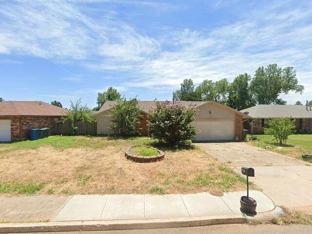 House image located at Edmond, OK 73003