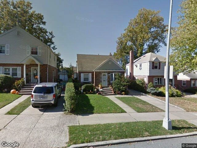 House image located at Oakland Gardens, NY 11364