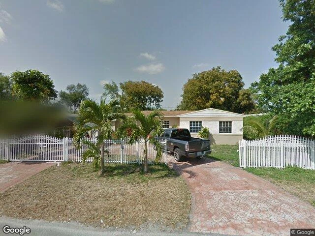 House image located at Miami, FL 33162