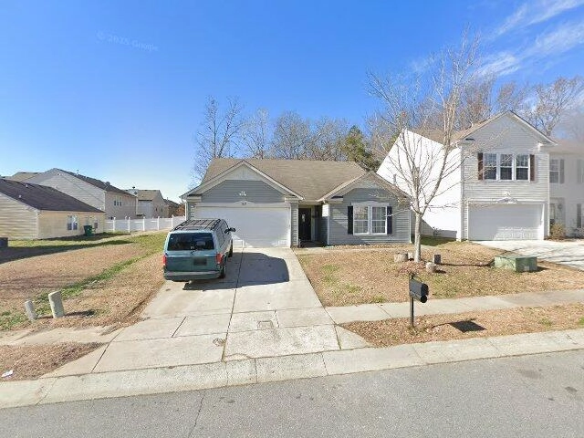 House image located at Charlotte, NC 28215