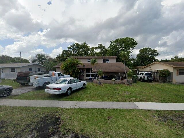 House image located at Hollywood, FL 33023