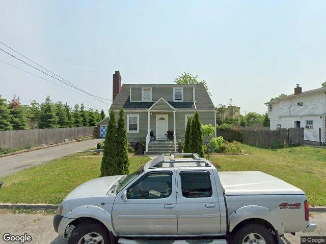 House image located at Bay Shore, NY 11706