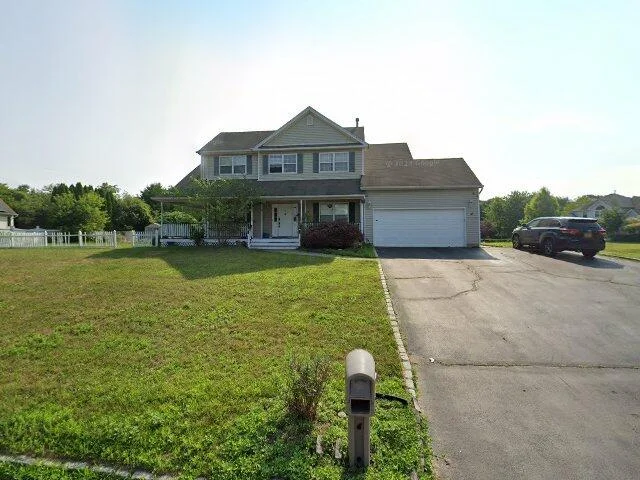 House image located at Moriches, NY 11955